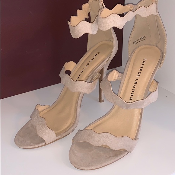 Fabulous heels - Picture 1 of 7